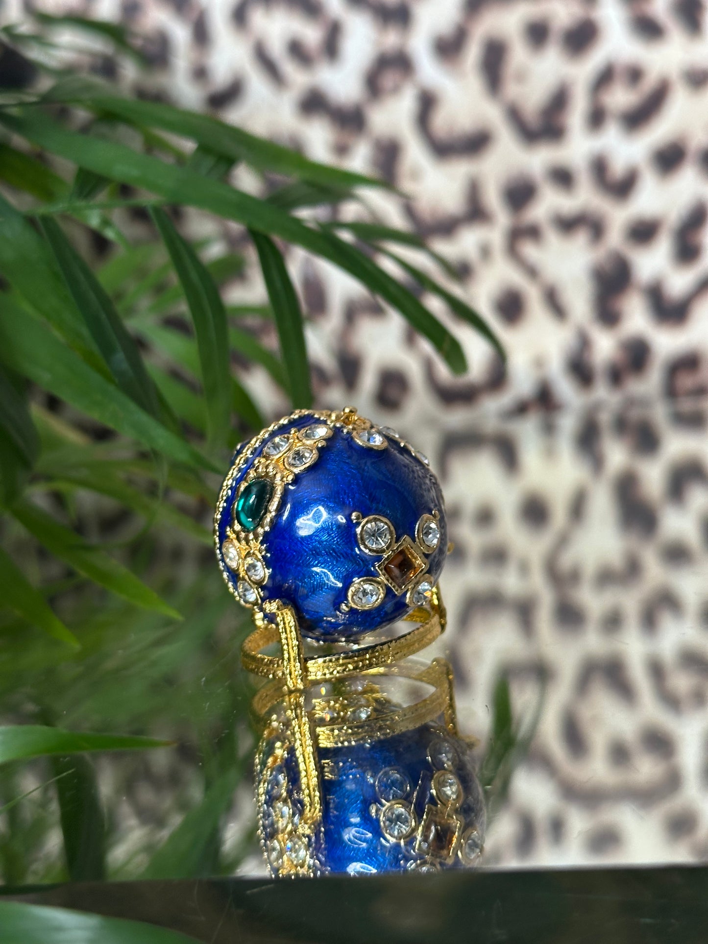 Blue Adorned Egg Trinket Dish with Clasp and Stand