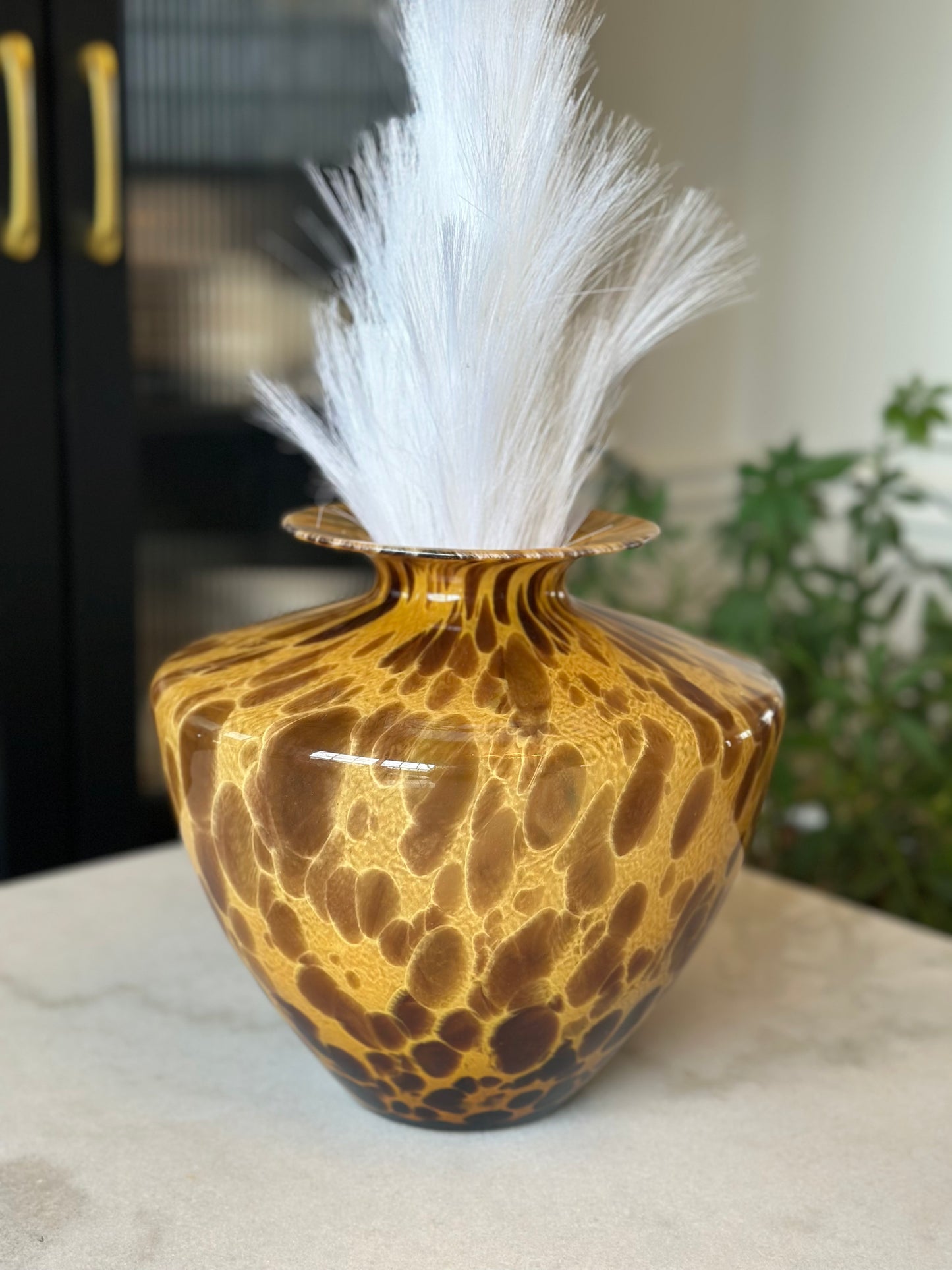 Short Tan Tortoise Vase – Italy