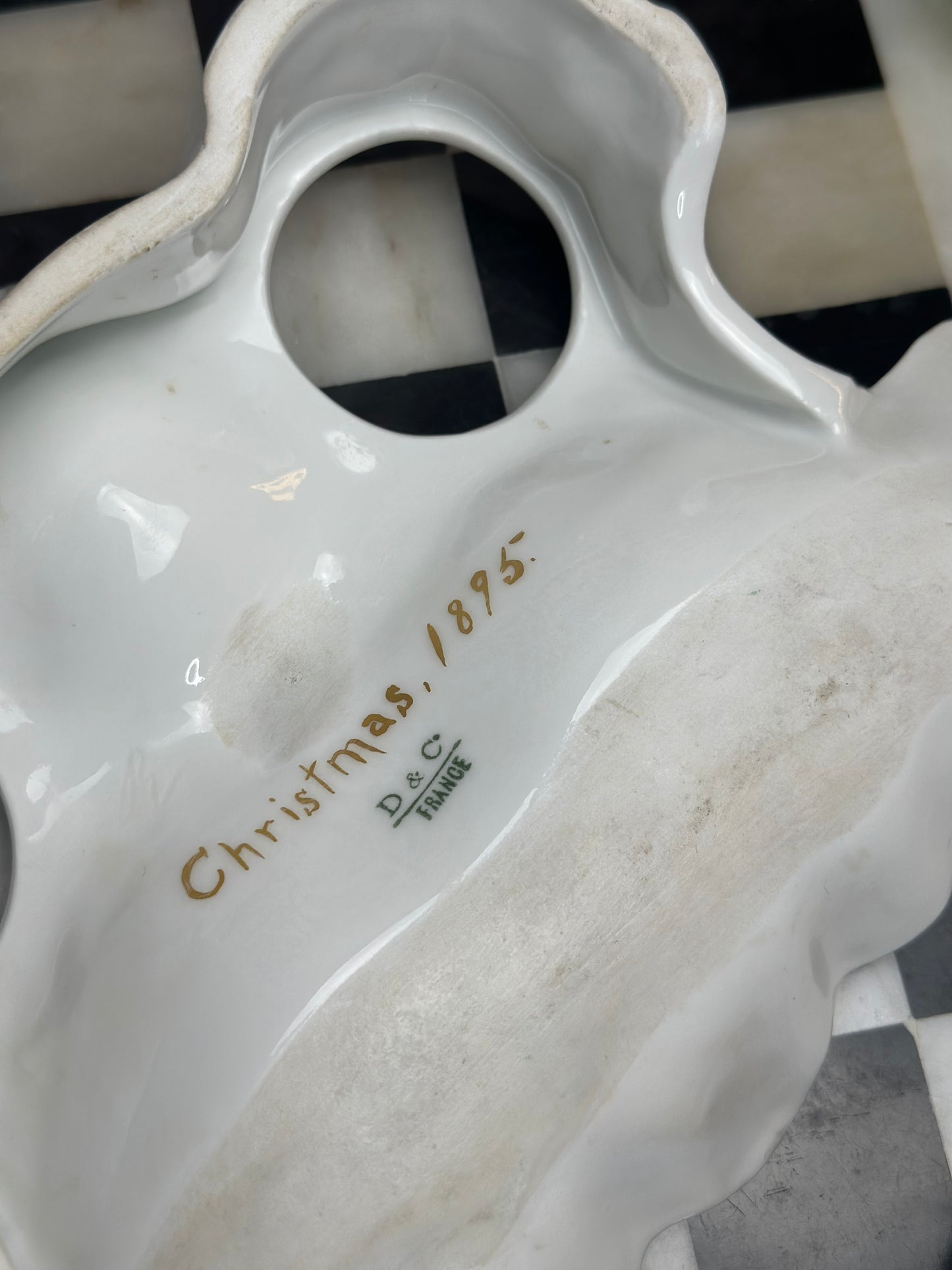 1875-1900 Delinieres & Co. France Double Inkwell – White & Gold with Courting Scene